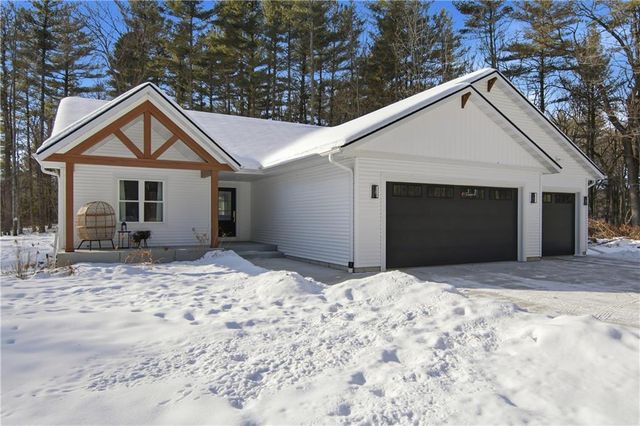 E10034 331st Avenue, Eau Claire, WI 54703