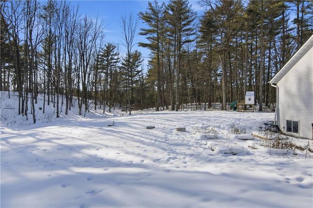 E10034 331st Avenue, Eau Claire, WI 54703