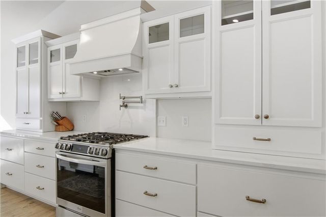 E10034 331st Avenue, Eau Claire, WI 54703