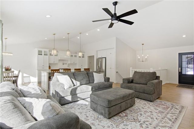 E10034 331st Avenue, Eau Claire, WI 54703