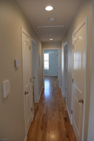 28 Davis St, Harrison Town, NJ 07029