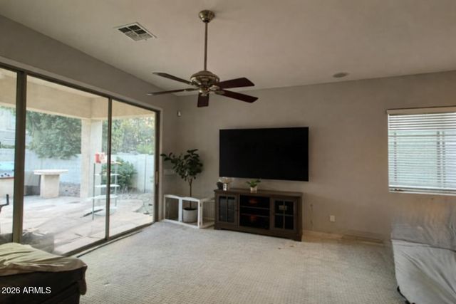 10709 E KNOWLES Avenue, Mesa, AZ 85209