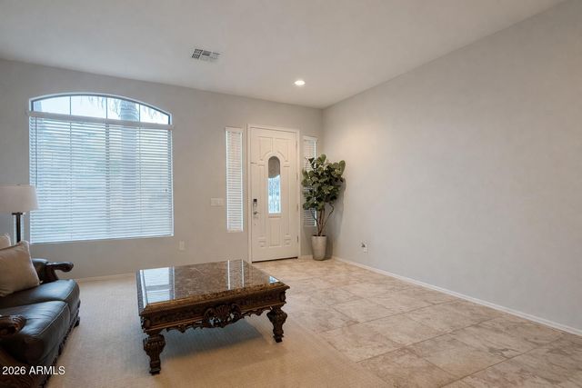 10709 E KNOWLES Avenue, Mesa, AZ 85209