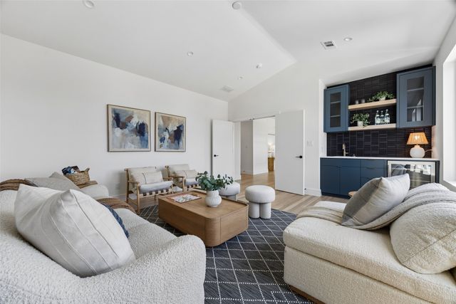 4727 March Avenue, Dallas, TX 75209