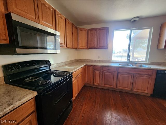 2640 Tough Girl Road, Pahrump, NV 89060