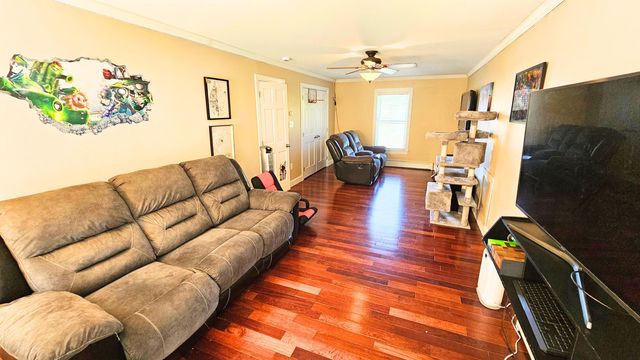 320 Old Bow Road, Weathersfield, VT 05156
