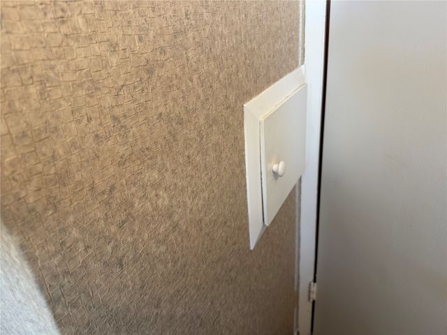 393 9th Ave, Marion, IA 52302