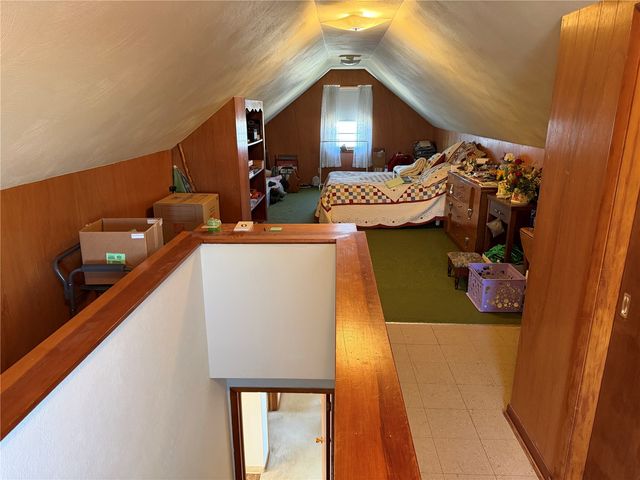 393 9th Ave, Marion, IA 52302