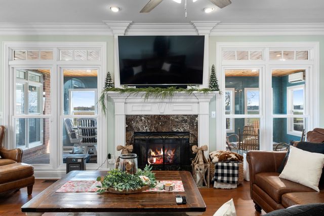 1600 Oakdale Rd, Westmoreland, TN 37186