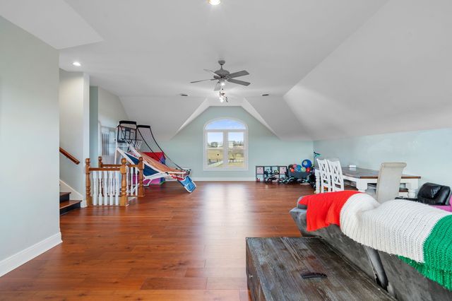 1600 Oakdale Rd, Westmoreland, TN 37186