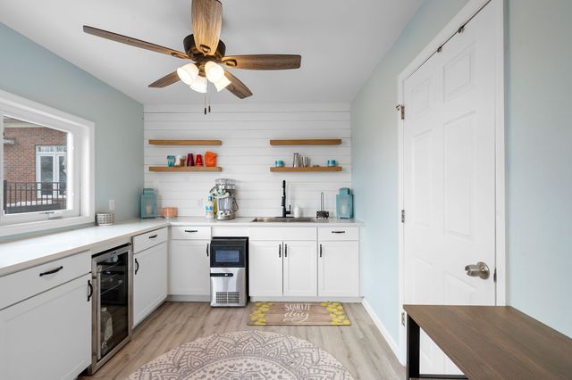 1600 Oakdale Rd, Westmoreland, TN 37186