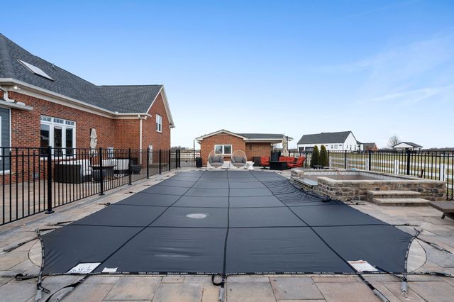 1600 Oakdale Rd, Westmoreland, TN 37186