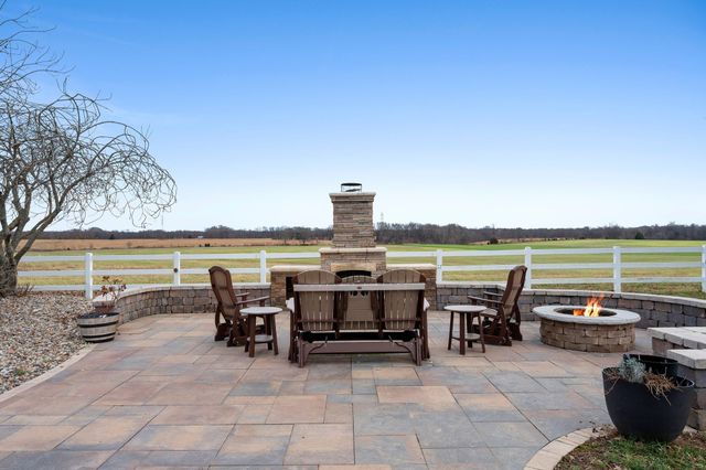 1600 Oakdale Rd, Westmoreland, TN 37186