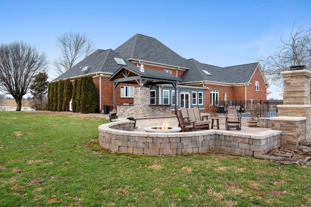 1600 Oakdale Rd, Westmoreland, TN 37186