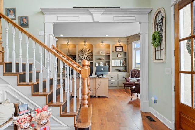 1600 Oakdale Rd, Westmoreland, TN 37186