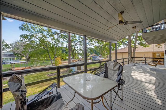 617 Gov Wood Drive, Point Blank, TX 77364