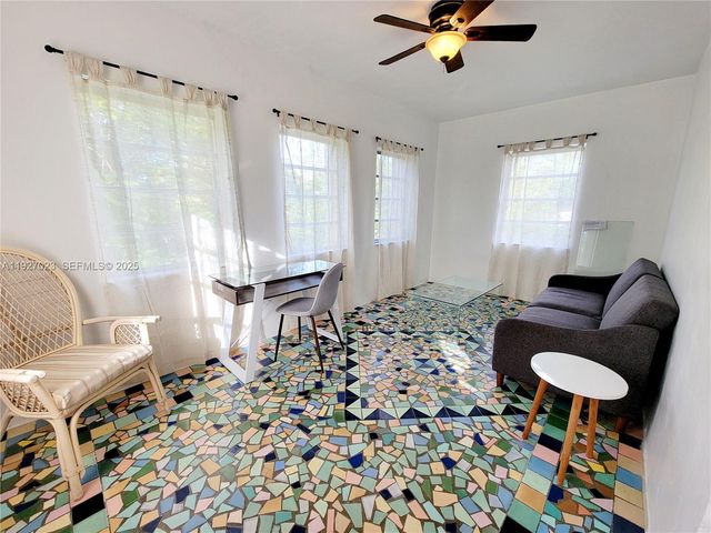 1872 SW 9th Street, Miami, FL 33135