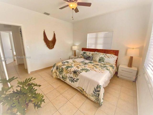 1872 SW 9th Street, Miami, FL 33135