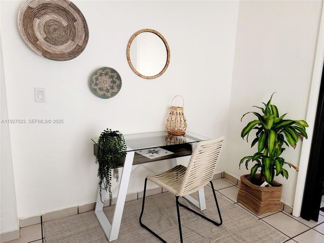 1872 SW 9th Street, Miami, FL 33135