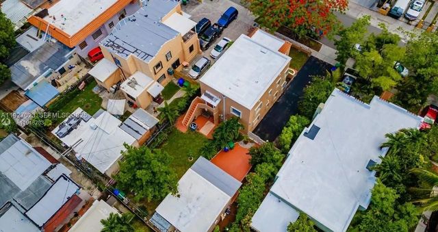 1872 SW 9th Street, Miami, FL 33135