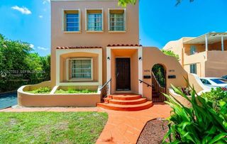 1872 SW 9th Street, Miami, FL 33135