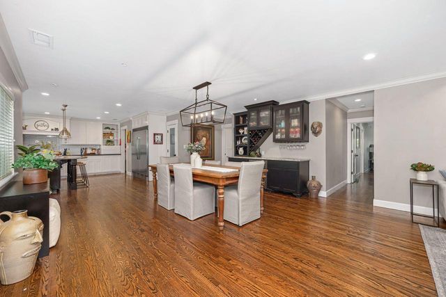 5216 Marione Dr, Carmichael, CA 95608