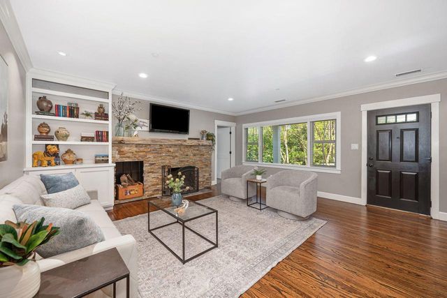 5216 Marione Dr, Carmichael, CA 95608