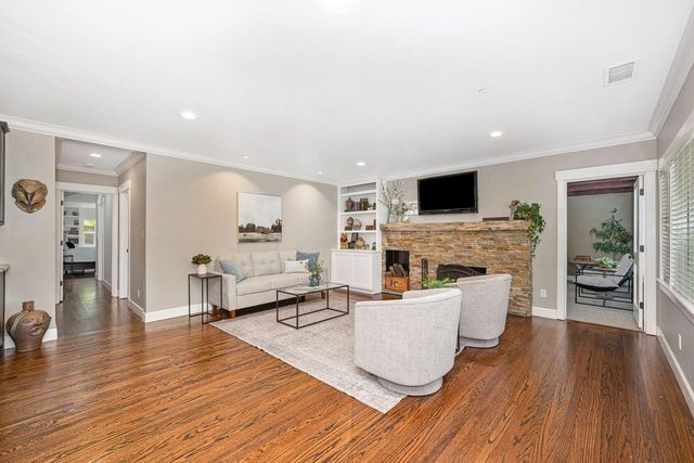 5216 Marione Dr, Carmichael, CA 95608