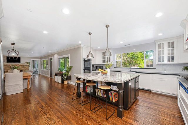 5216 Marione Dr, Carmichael, CA 95608