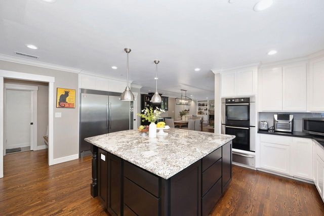 5216 Marione Dr, Carmichael, CA 95608