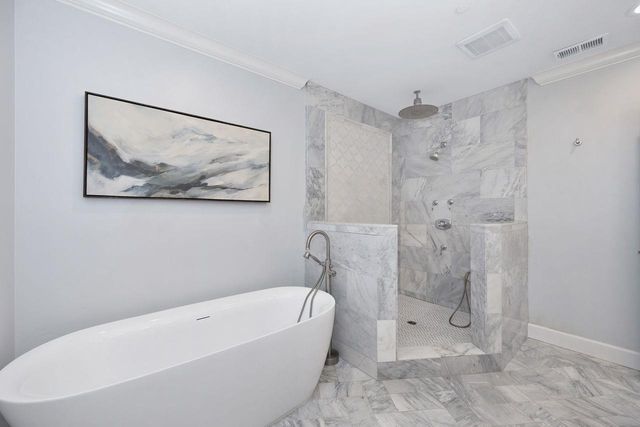 5216 Marione Dr, Carmichael, CA 95608