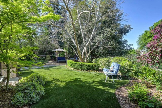 5216 Marione Dr, Carmichael, CA 95608