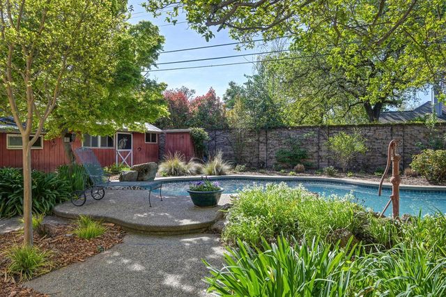 5216 Marione Dr, Carmichael, CA 95608