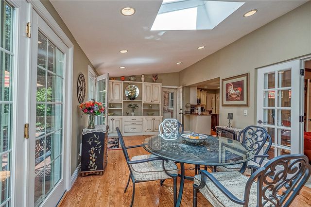 310 Wildberry Rd, Fox Chapel, PA 15238