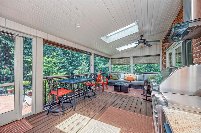 310 Wildberry Rd, Fox Chapel, PA 15238