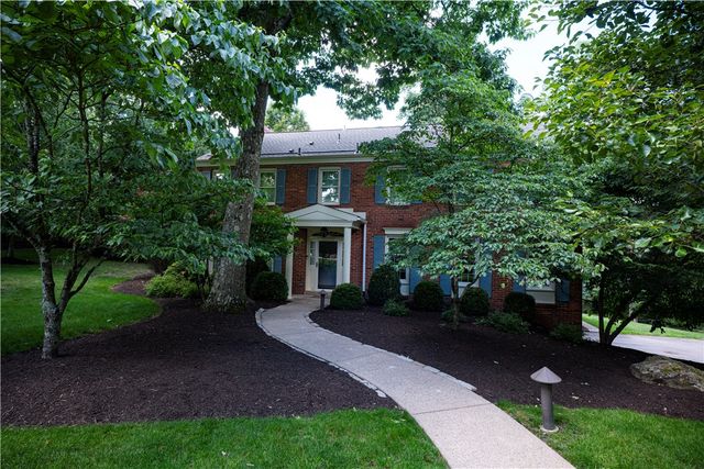 310 Wildberry Rd, Fox Chapel, PA 15238