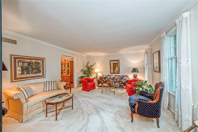 310 Wildberry Rd, Fox Chapel, PA 15238