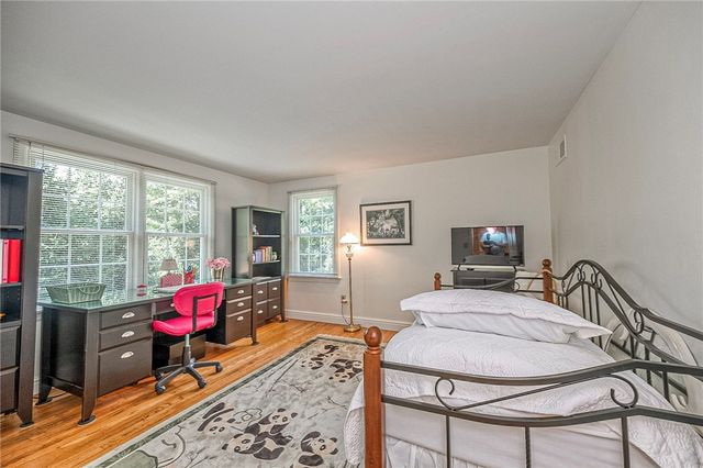 310 Wildberry Rd, Fox Chapel, PA 15238