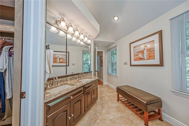310 Wildberry Rd, Fox Chapel, PA 15238