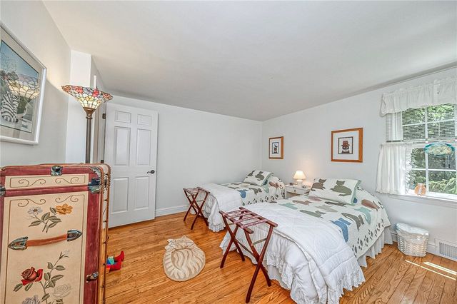310 Wildberry Rd, Fox Chapel, PA 15238