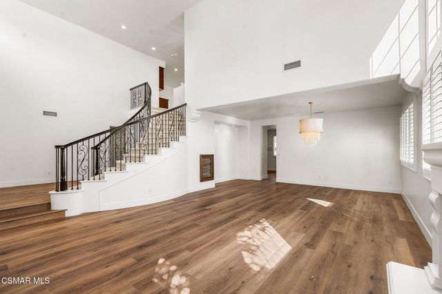 3887 Foxdale Court, Newbury Park, CA 91320