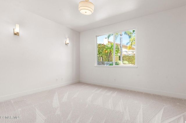 3887 Foxdale Court, Newbury Park, CA 91320