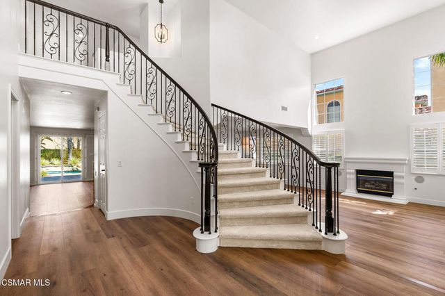 3887 Foxdale Court, Newbury Park, CA 91320