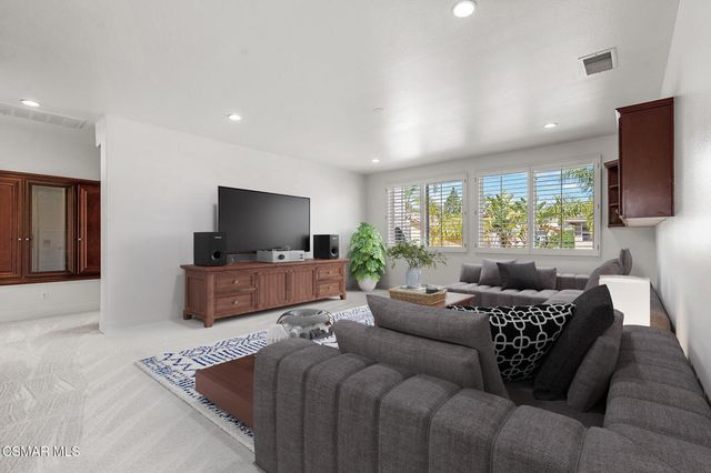 3887 Foxdale Court, Newbury Park, CA 91320