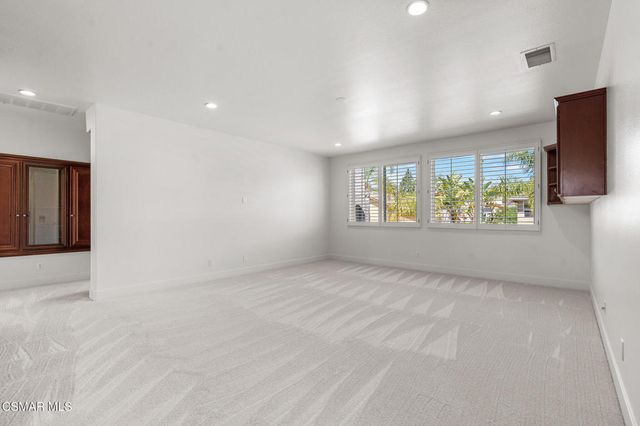 3887 Foxdale Court, Newbury Park, CA 91320