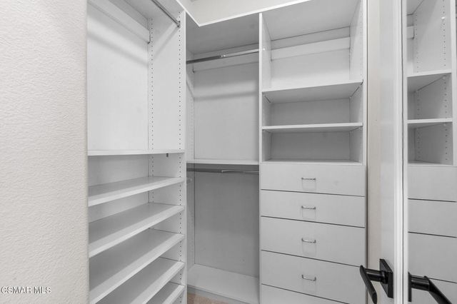 3887 Foxdale Court, Newbury Park, CA 91320