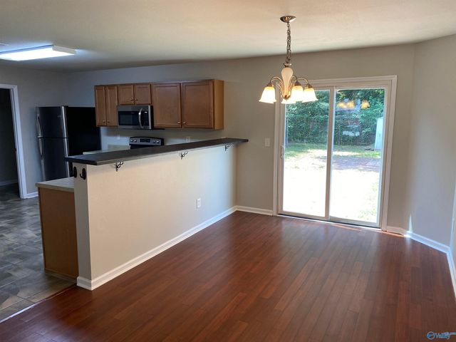 208 Whitestone Drive, Huntsville, AL 35810