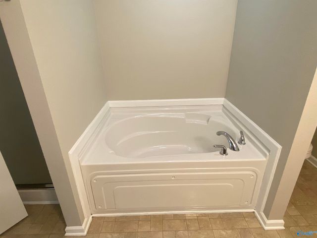 208 Whitestone Drive, Huntsville, AL 35810