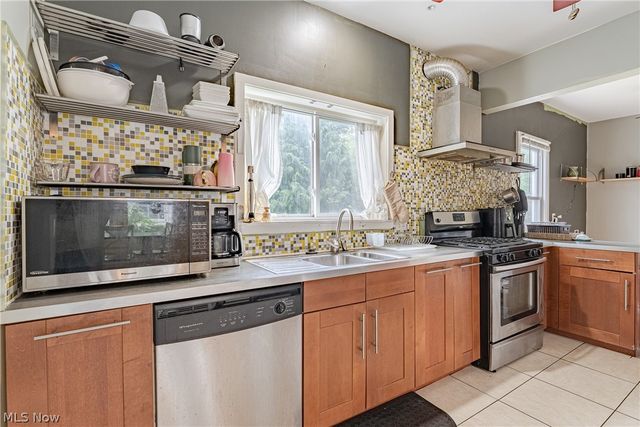 132 E 156th Street, Cleveland, OH 44110