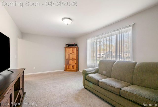 46059 Huling Street, Shelby Charter Township, MI 48317